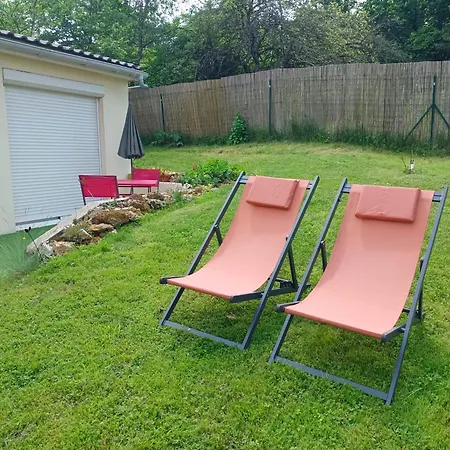 Entier Du Herisson 4 Personnes Апартаменты *